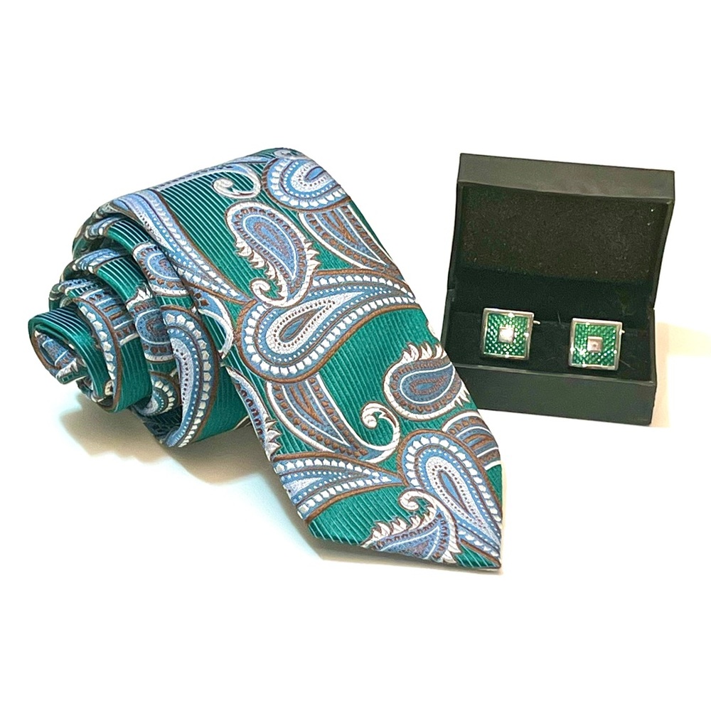 Like new! Seaward & Stearn paisley silk tie & beautiful complimenting cuff links